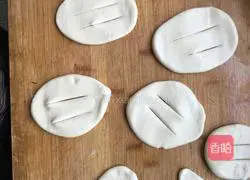 Illustration of how to make oil cakes 2