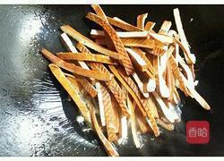 香芹炒豆腐干的做法图解3