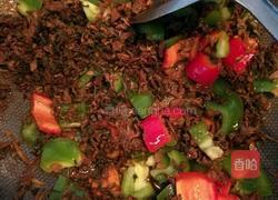 梅菜干炒五花肉的做法图解5