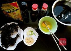 家常紫菜蛋花汤的做法图解1