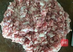 大白菜猪肉包的做法图解2