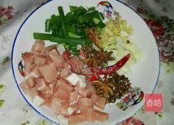 豆角土豆肉焖面的做法图解1