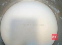 葱花火腿肠花卷的做法图解2