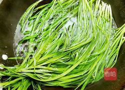 凉拌韭菜的做法图解2