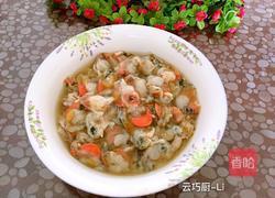 扇贝三鲜韭菜盒子的做法图解3