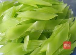 清炒莴笋片的做法图解3