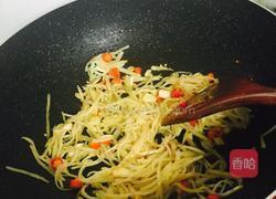 仔姜炒黄牛肉丝的做法图解7