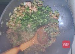 肉末炒香芹的做法图解5
