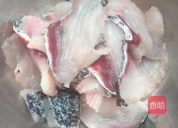 家庭版简易酸菜鱼的做法图解1