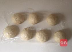 鱿鱼奶酪花朵面包的做法图解9