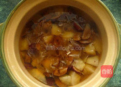 红枣雪梨汤的做法图解2