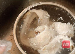 青椒炒肥肠的做法图解3