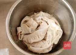 青椒炒肥肠的做法图解5