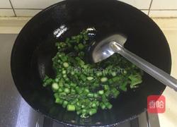 芦笋鱿鱼黄金炒的做法图解6