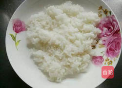 DIY什锦炒饭的做法图解1