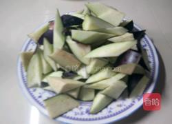 茄子炒肉的做法图解2