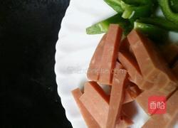 青椒火腿茭白笋的做法图解2