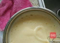 奶香纸杯松软蛋糕的做法图解3