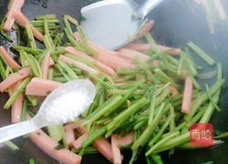 火腿炒芹菜的做法图解11