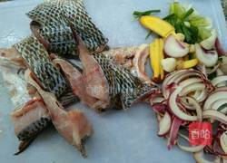 自创酸甜非洲鲫鱼的做法图解1