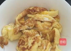 辣椒炒蛋的做法图解3