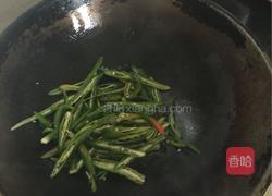 辣椒炒蛋的做法图解4