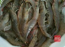 酱油虾的做法图解1