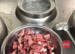 捞菜排骨的做法图解1
