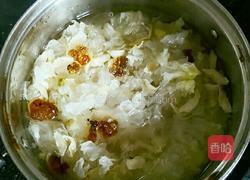 雪花甜汤的做法图解1