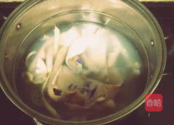 肉皮冻的做法图解2