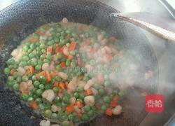 青豆炒虾仁的做法图解10
