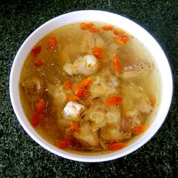 西洋参炖鸡汤的做法[图]