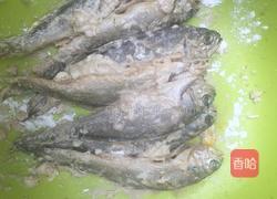 燕麦黄鱼的做法图解1