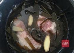 筒骨海带汤的做法图解2