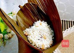 瑤柱咸蛋咸肉粽的做法图解10