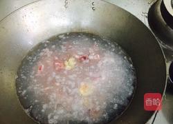 红闷猪蹄煲的做法图解1