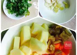 Illustration of how to make colorful braised chicken feet 1