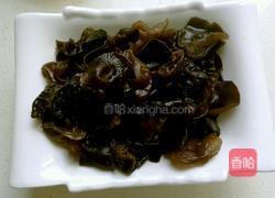 木耳炒鸡蛋的做法图解2