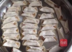 锅贴的做法图解13