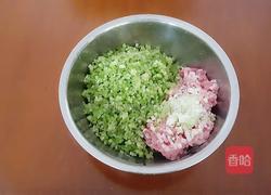 芹菜饺子的做法图解2