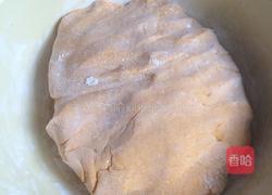 南瓜芝麻糯米饼的做法图解3