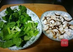 时蔬油泼面的做法图解1