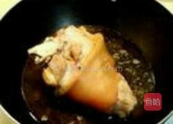 酱汁肘子的做法图解5