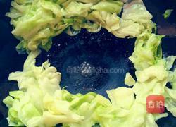 耗油圆白菜的做法图解3