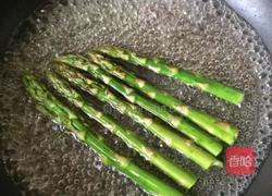 芦笋煎蛋饼的做法图解5