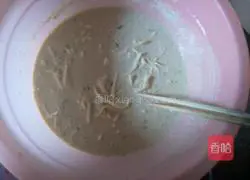 Illustration of how to make potato shredded pancakes 3