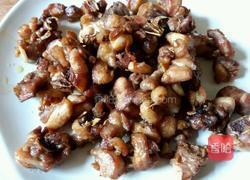 干煸辣子鸡丁的做法图解5