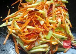 素炒胡萝卜丝的做法图解6