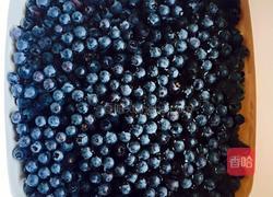 蓝莓果酱的做法图解1