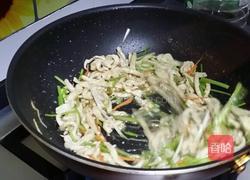 芫爆鸡丝的做法图解3